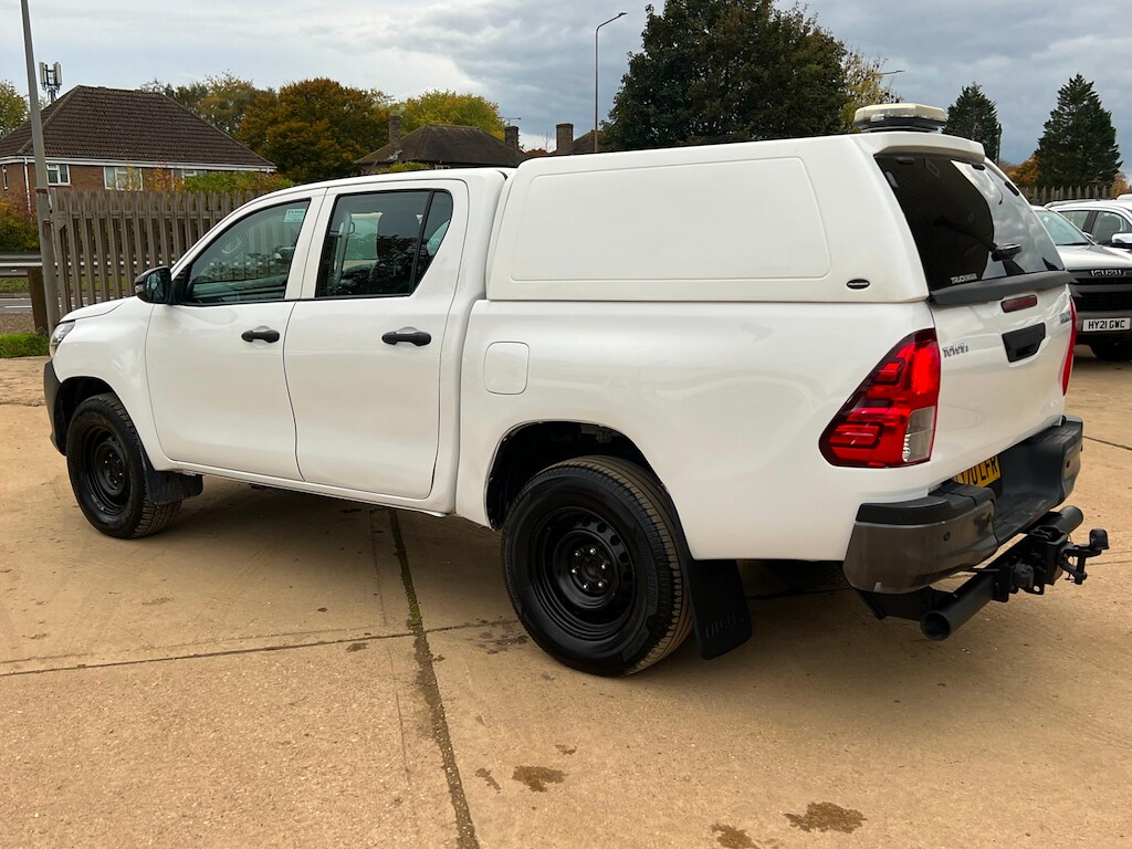 Used Toyota Hilux 2020 for sale - 76117172: Photo 31