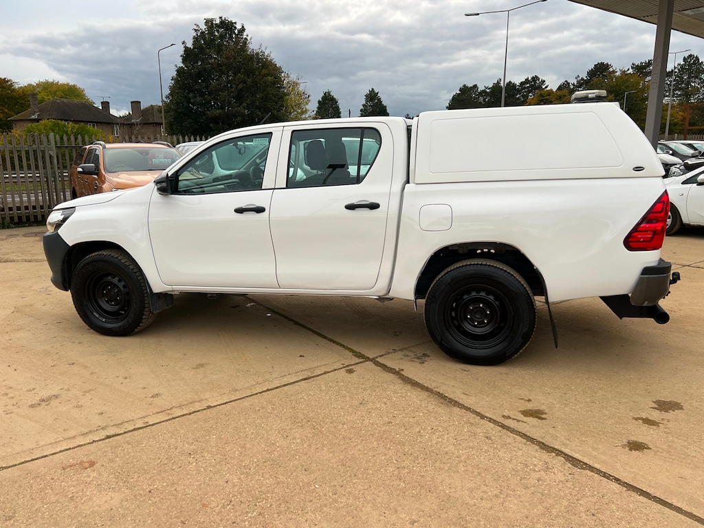 Used Toyota Hilux 2020 for sale - 76117172: Photo 34