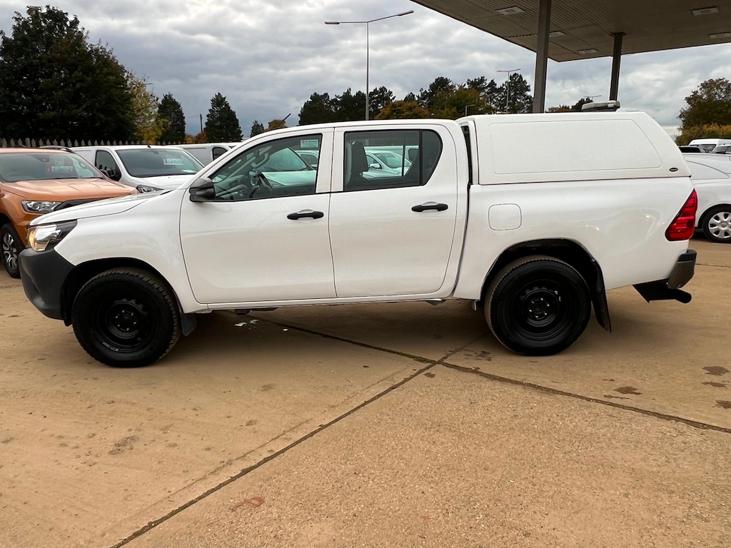 Used Toyota Hilux 2020 for sale - 76117172: Photo 36