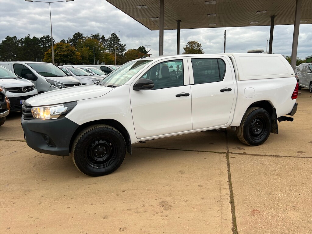 Used Toyota Hilux 2020 for sale - 76117172: Photo 38