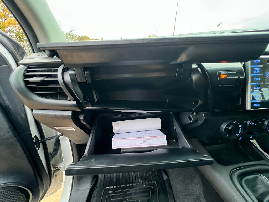 Used Toyota Hilux 2020 for sale - 76117172: Photo 47