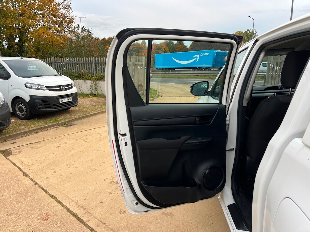 Used Toyota Hilux 2020 for sale - 76117172: Photo 50