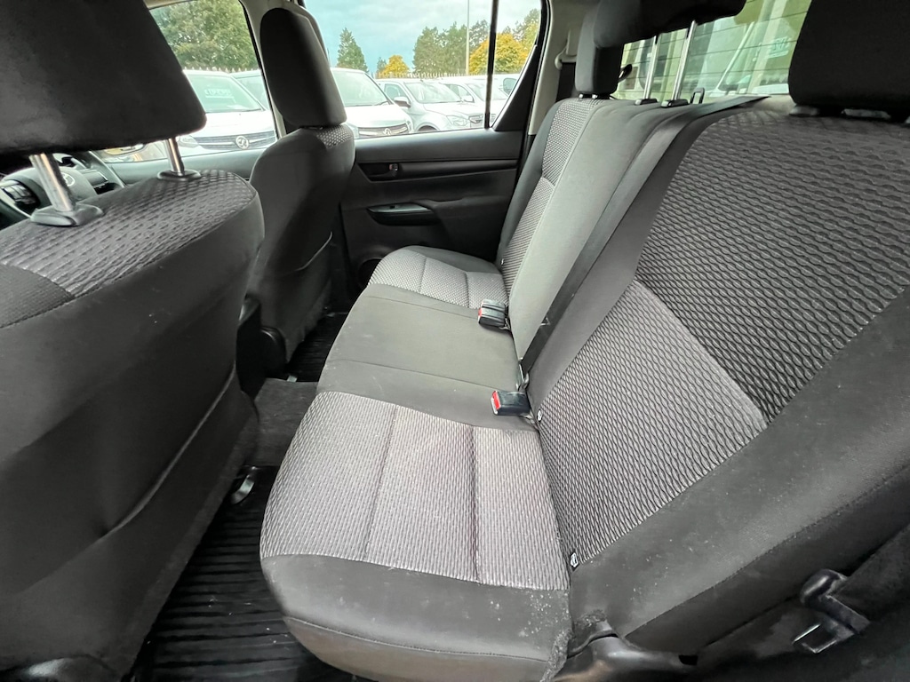 Used Toyota Hilux 2020 for sale - 76117172: Photo 52