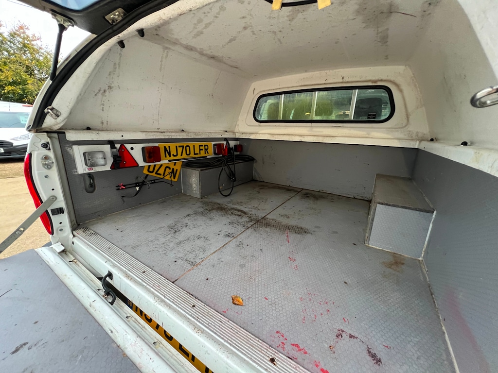 Used Toyota Hilux 2020 for sale - 76117172: Photo 59