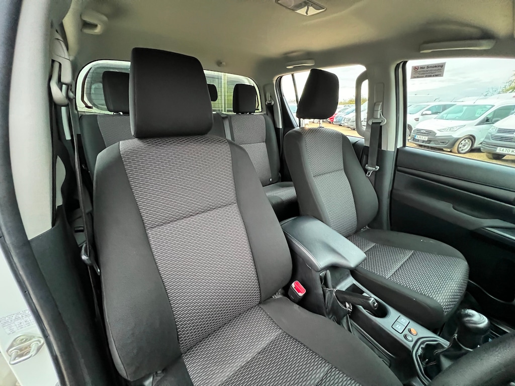 Used Toyota Hilux 2020 for sale - 76117172: Photo 68