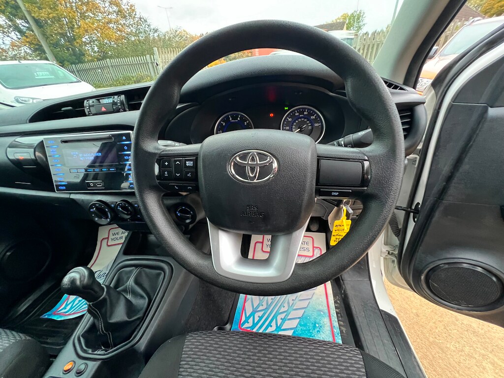 Used Toyota Hilux 2020 for sale - 76117172: Photo 69