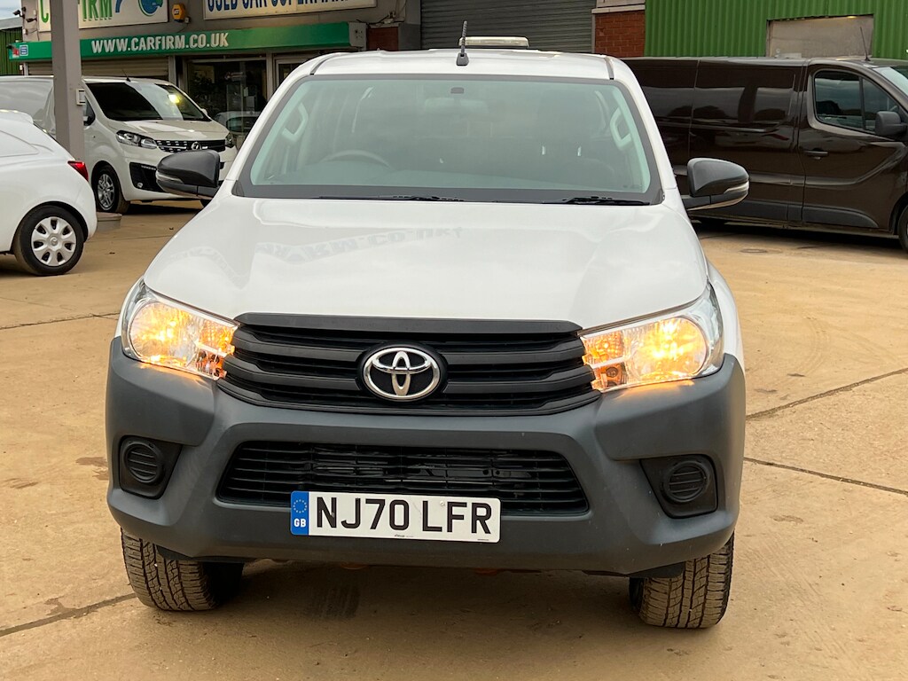 Used Toyota Hilux 2020 for sale - 76117172: Photo 8