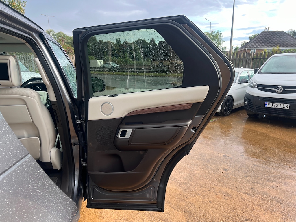 Used Land Rover Discovery 2016 for sale - 76960401: Photo 44