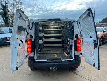 Used Vauxhall Vivaro 2021 for sale - 76322100: Photo