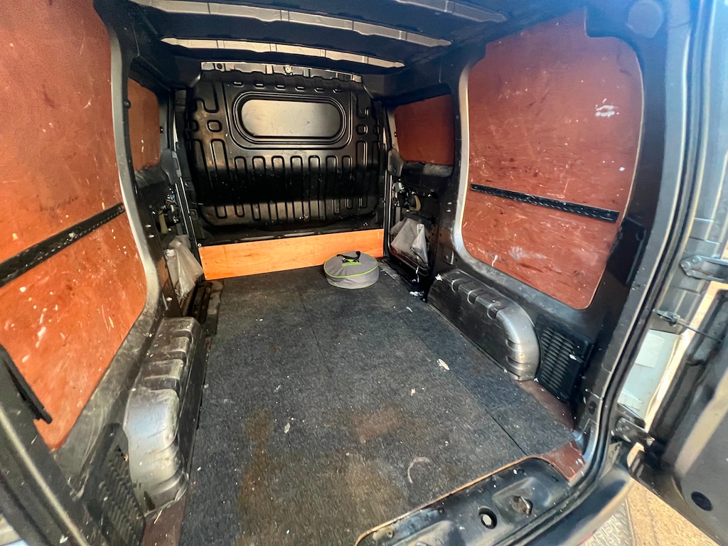 Used Nissan e-NV200 2017 for sale - 76901747: Photo 50