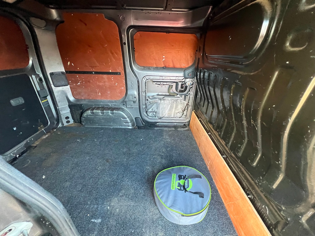 Used Nissan e-NV200 2017 for sale - 76901747: Photo 55