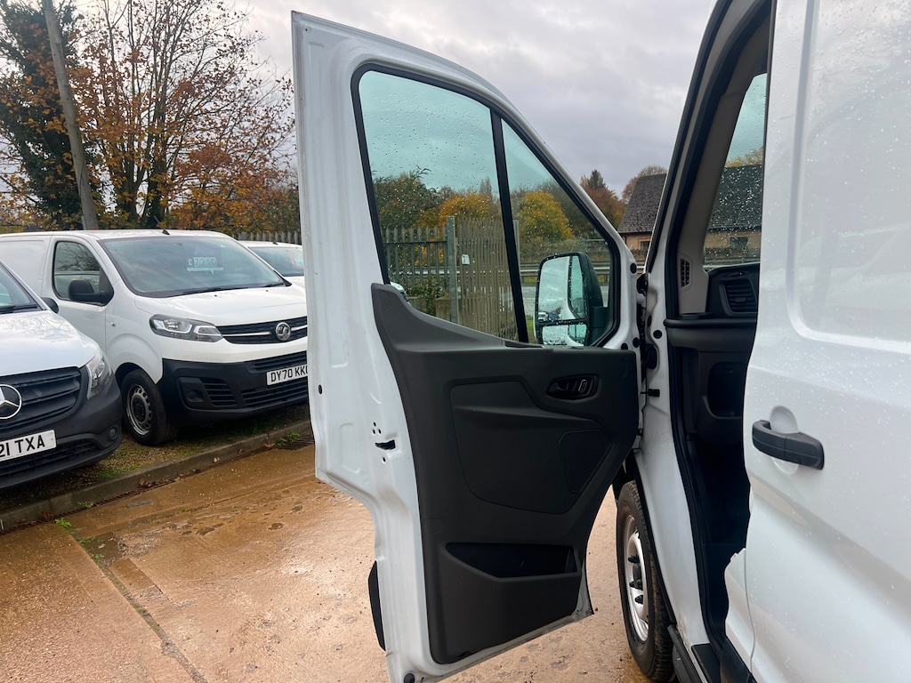 Used Ford Transit 2023 for sale - 75629856: Photo 42