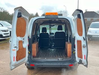 Used Ford Transit Courier 2017 for sale - 77312531: Photo