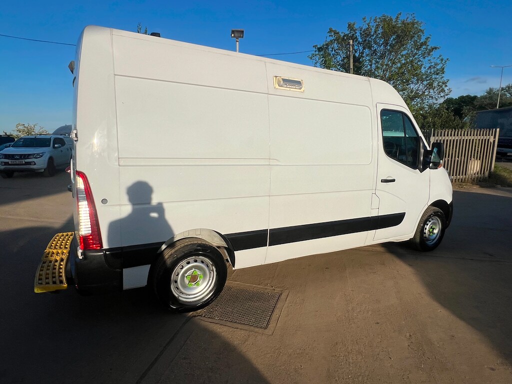 Vehicle 21
