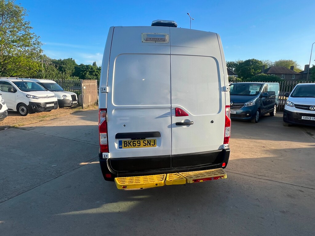Vehicle 28