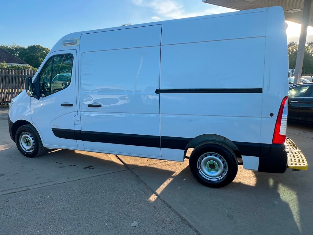 Vehicle 33