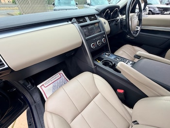 Used Land Rover Discovery 2019 for sale - 78762144: Photo