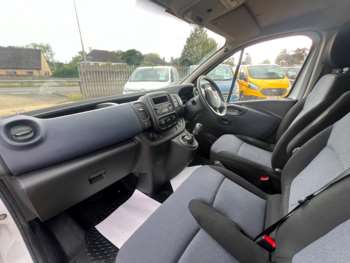 Used Vauxhall Vivaro 2016 for sale - 74644235: Photo
