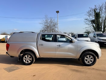 Used Nissan Navara 2016 for sale - 77274615: Photo