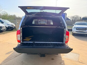 Used Nissan Navara 2016 for sale - 77274615: Photo