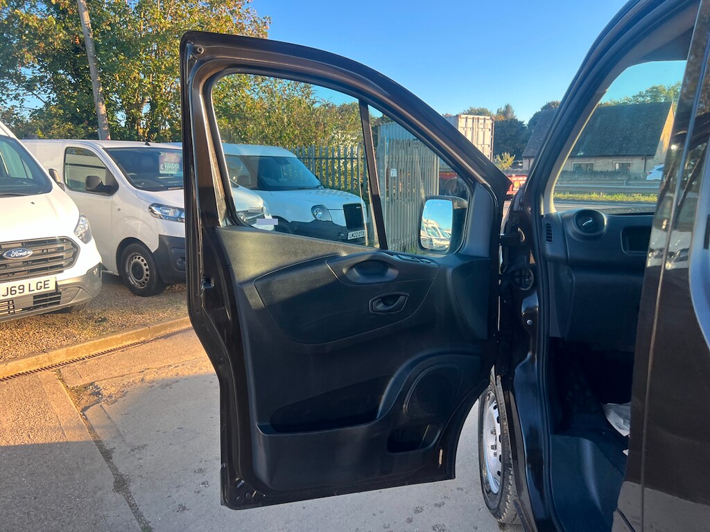 Used Renault Trafic 2021 for sale - 75874473: Photo 32