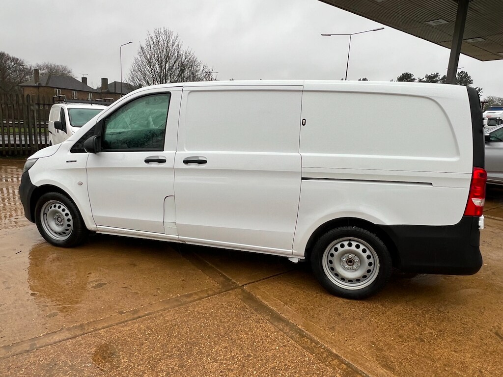 Used Mercedes-Benz Vito 2023 for sale - 76104507: Photo 30