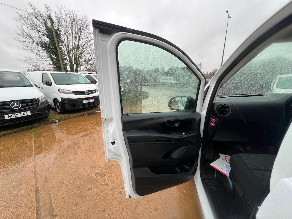 Used Mercedes-Benz Vito 2023 for sale - 76104507: Photo 35