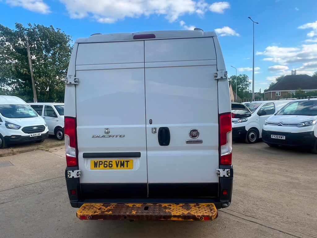 Vehicle 29