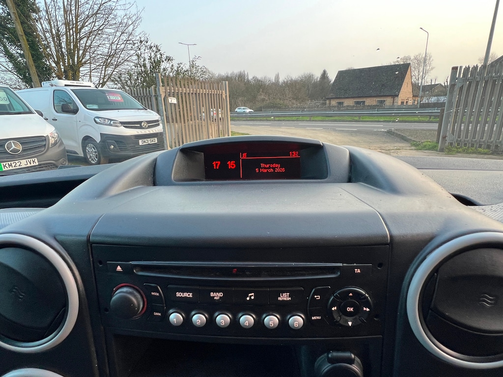 Used Citroen Berlingo 2013 for sale - 77903610: Photo 95