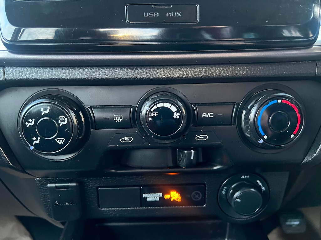 Used Isuzu D-Max 2021 for sale - 75663051: Photo 65