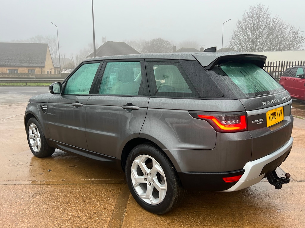 Used Land Rover Range Rover Sport 2018 for sale - 76948693: Photo 32