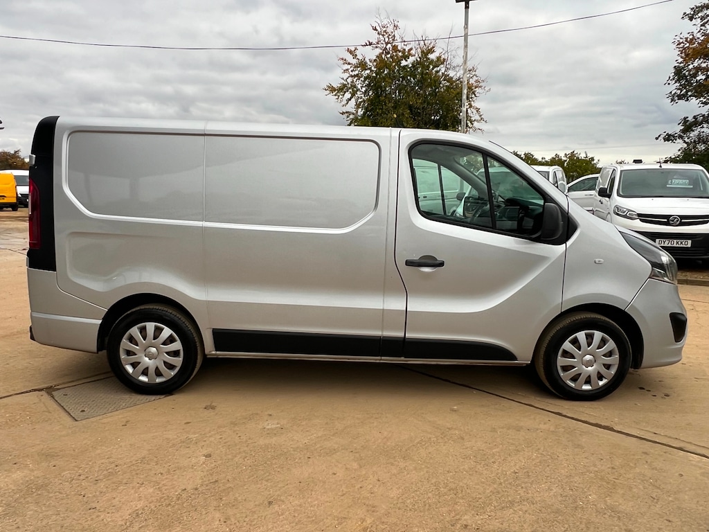 Used Vauxhall Vivaro 2018 for sale - 75745750: Photo 18