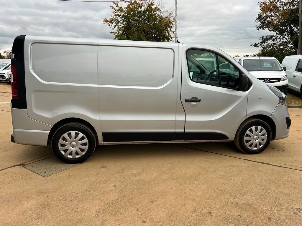 Used Vauxhall Vivaro 2018 for sale - 75745750: Photo 19