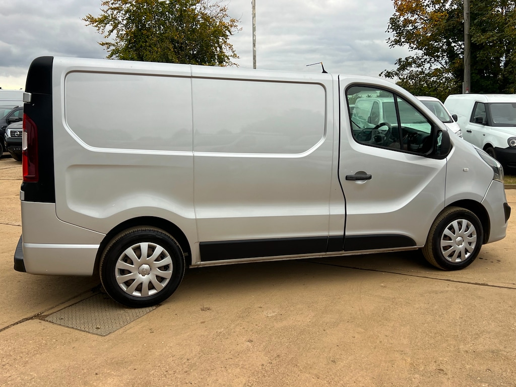 Used Vauxhall Vivaro 2018 for sale - 75745750: Photo 20