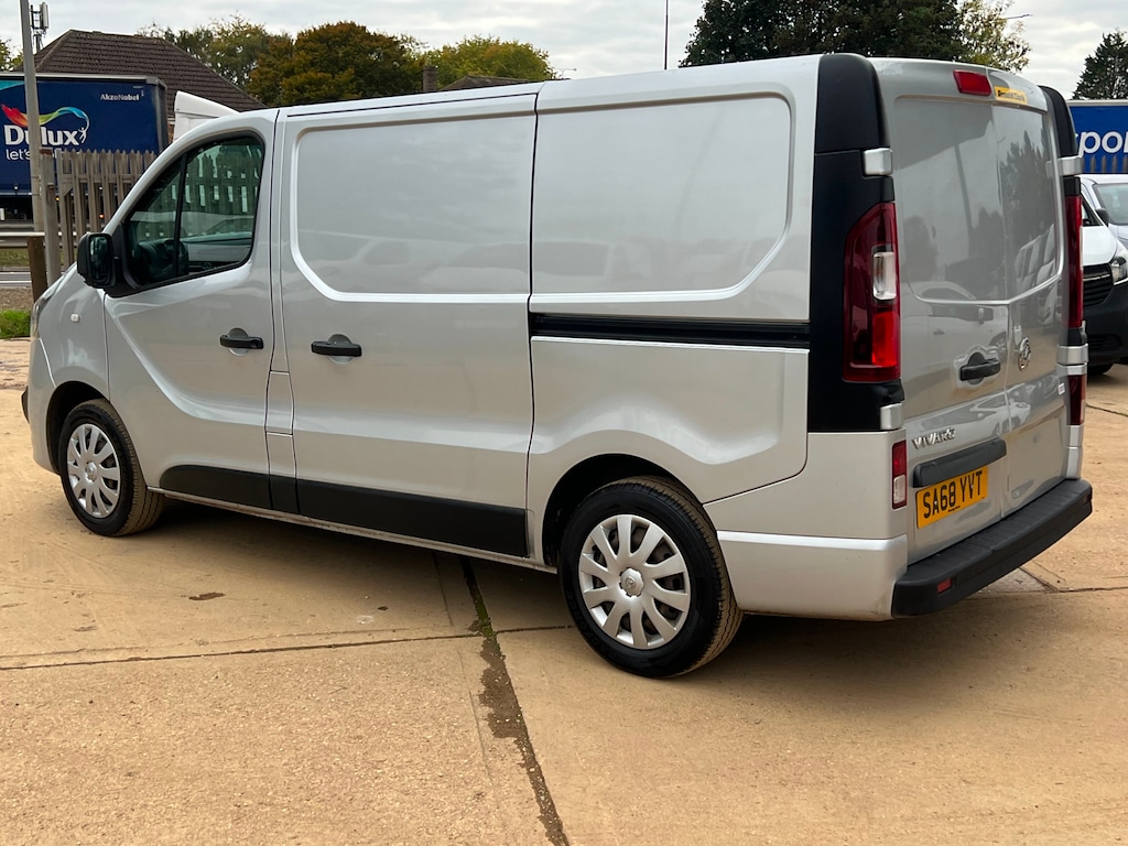 Used Vauxhall Vivaro 2018 for sale - 75745750: Photo 32