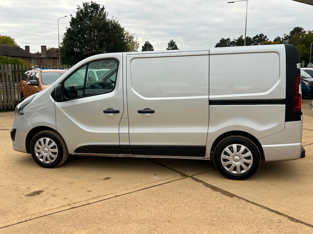 Used Vauxhall Vivaro 2018 for sale - 75745750: Photo 35