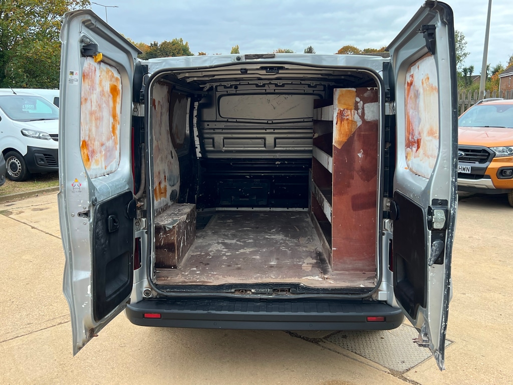 Used Vauxhall Vivaro 2018 for sale - 75745750: Photo 4