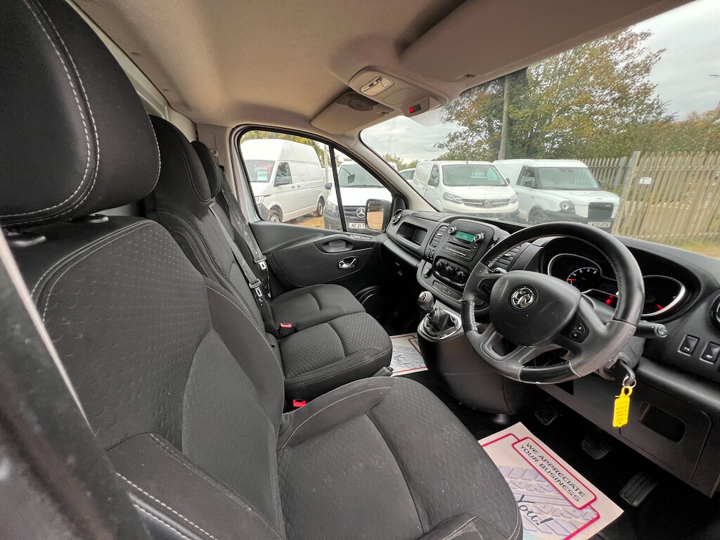 Used Vauxhall Vivaro 2018 for sale - 75745750: Photo 51