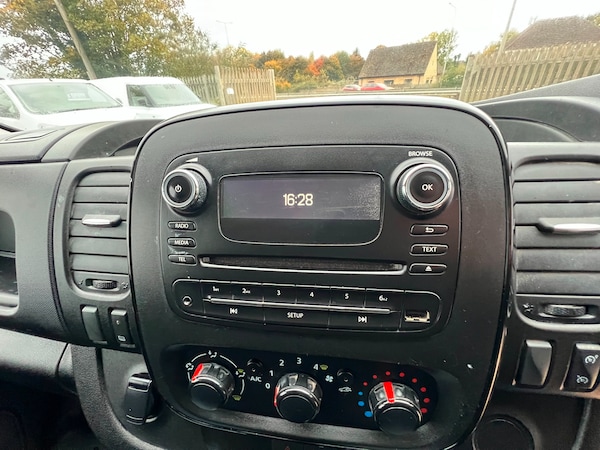 Used Vauxhall Vivaro 2018 for sale - 75745750: Photo 57
