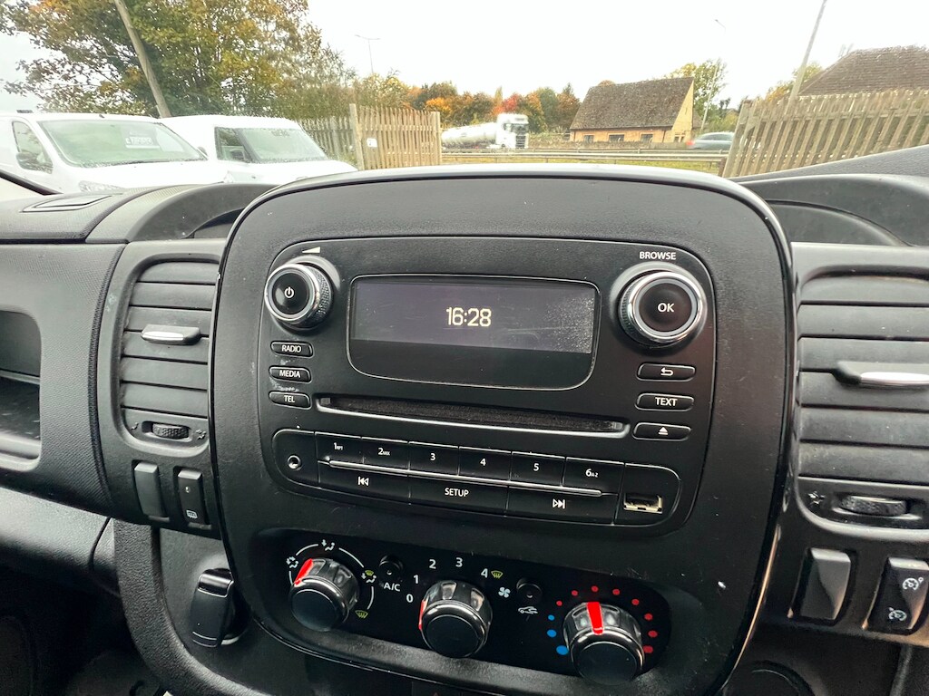 Used Vauxhall Vivaro 2018 for sale - 75745750: Photo 58