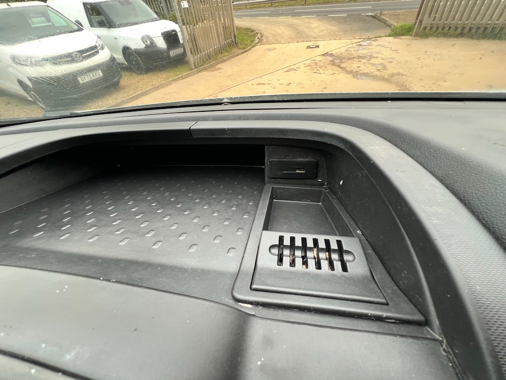 Used Vauxhall Vivaro 2018 for sale - 75745750: Photo 67