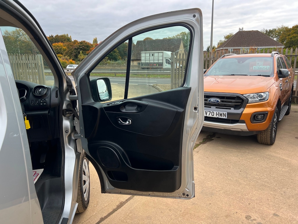Used Vauxhall Vivaro 2018 for sale - 75745750: Photo 69