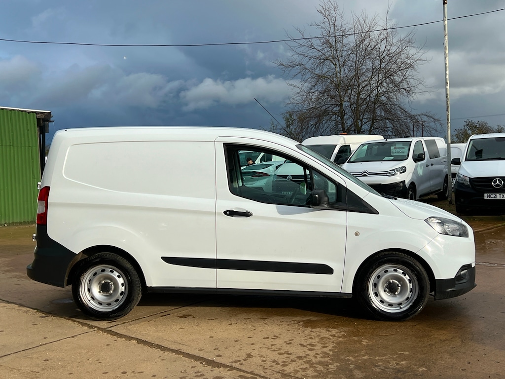 Used Ford Transit Courier 2019 for sale - 77504645: Photo 18