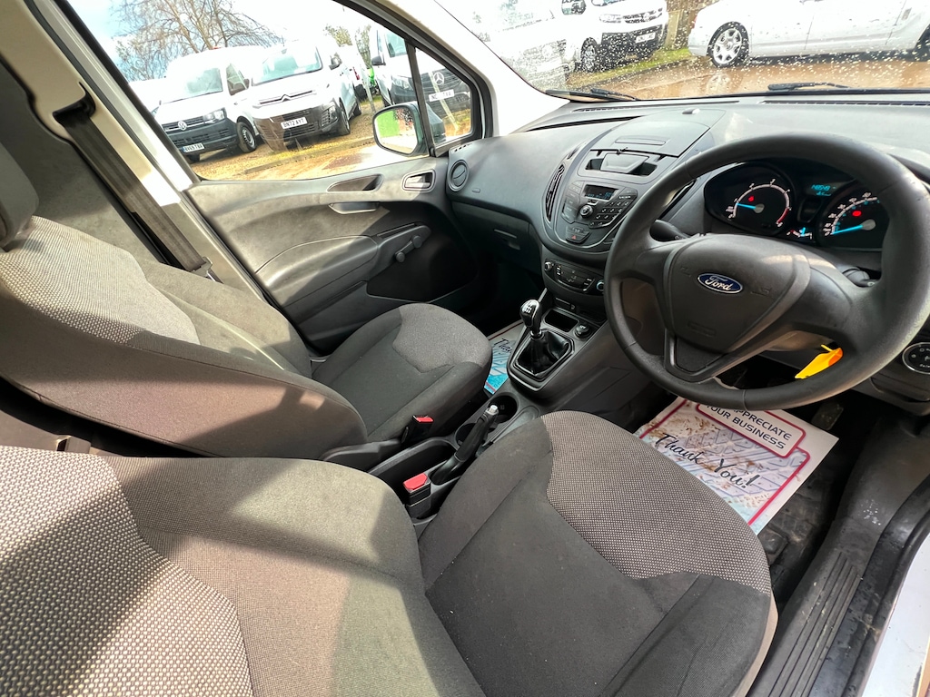 Used Ford Transit Courier 2019 for sale - 77504645: Photo 39