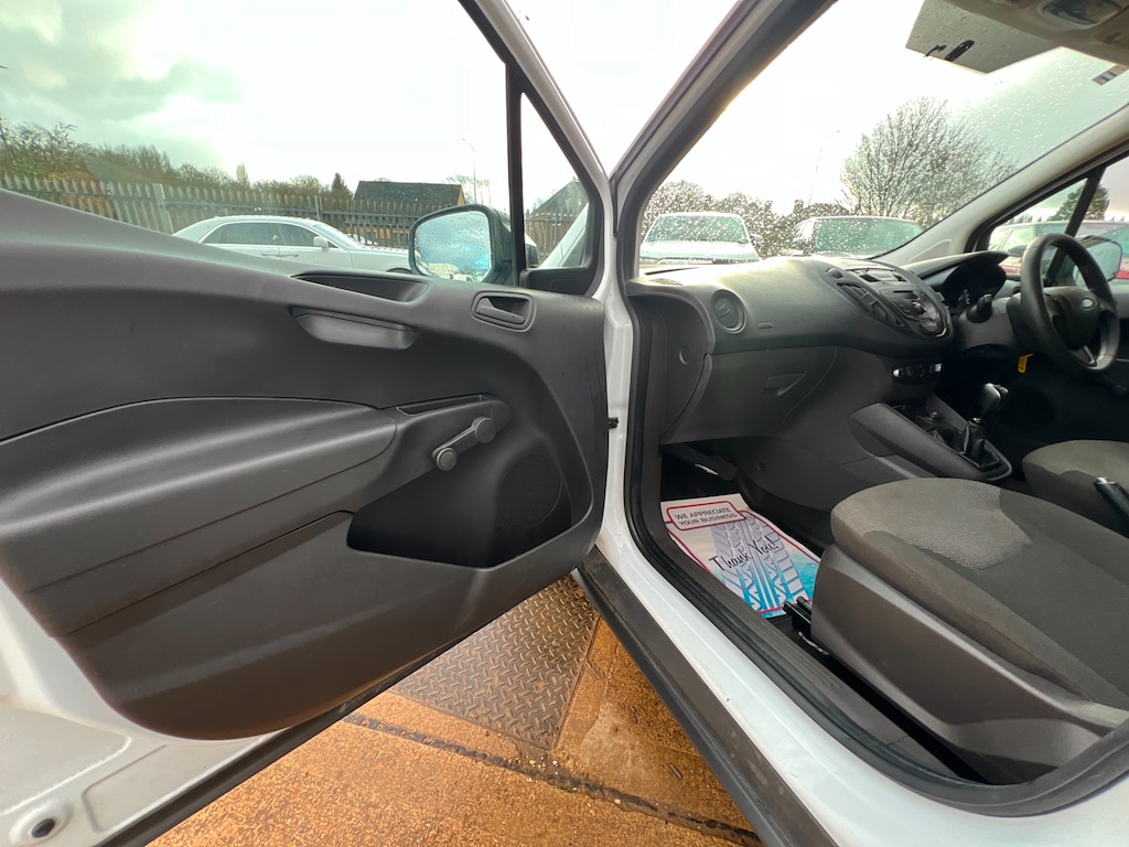 Used Ford Transit Courier 2019 for sale - 77504645: Photo 54