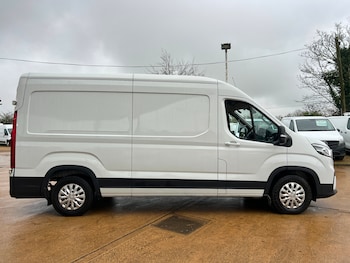 Used Maxus eDeliver 9 2023 for sale - 77504639: Photo