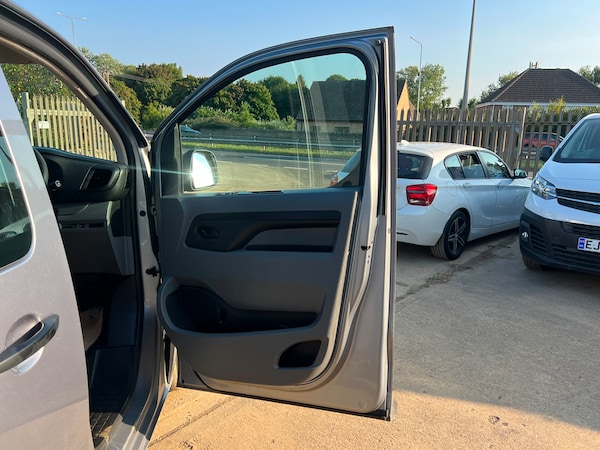 Used Peugeot Expert 2020 for sale - 75570764: Photo 36