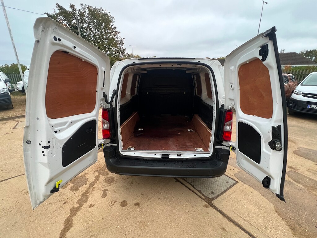 Used Citroen Berlingo 2020 for sale - 76146332: Photo 4