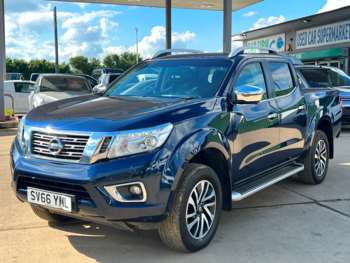 Used Nissan Navara 2016 for sale - 74707045: Photo