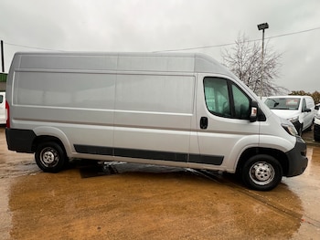 Used Peugeot Boxer 2017 for sale - 76452429: Photo